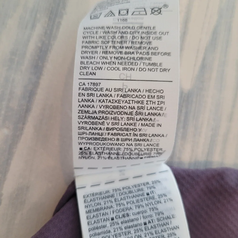Athleta Exhale Purple Tie Dye Sports Bra Small - Picture 9 of 9